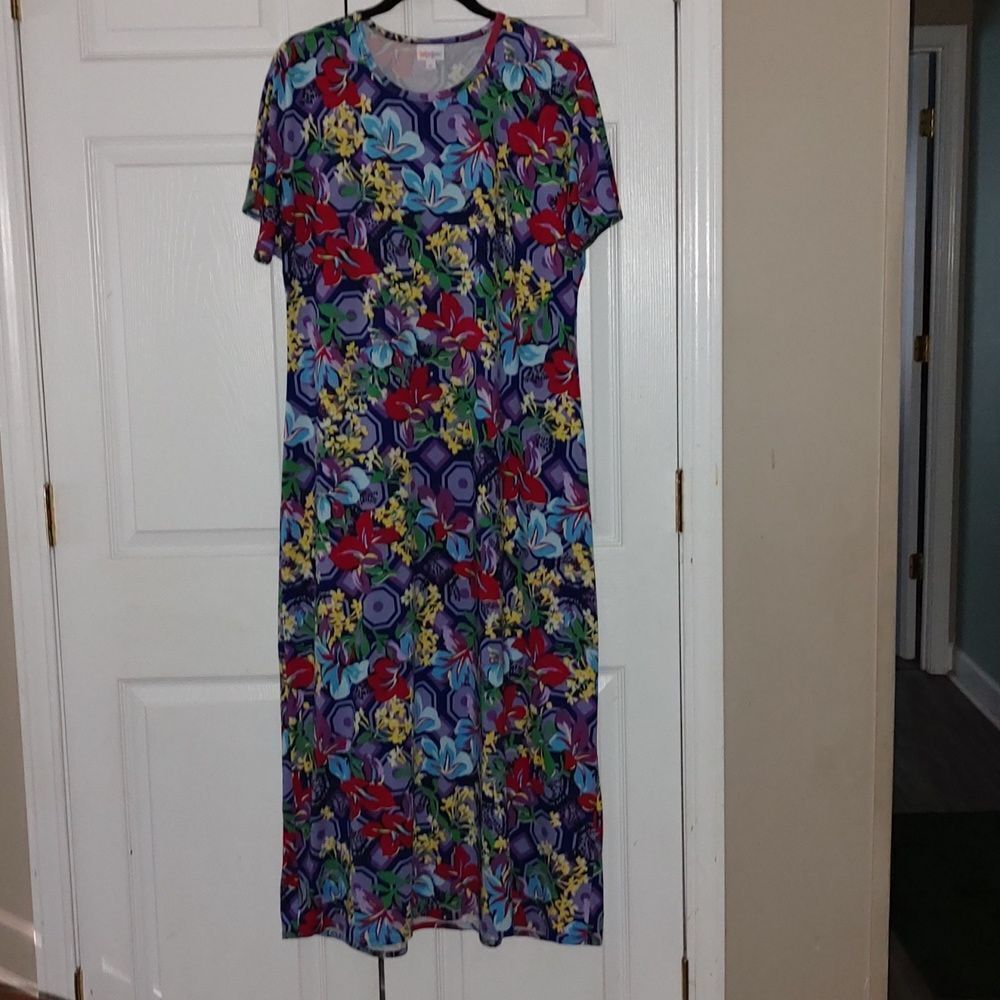 LulaRoe  Maria short sleeve Floral Stretch Knit Shift Maxi Dress  Sz XL